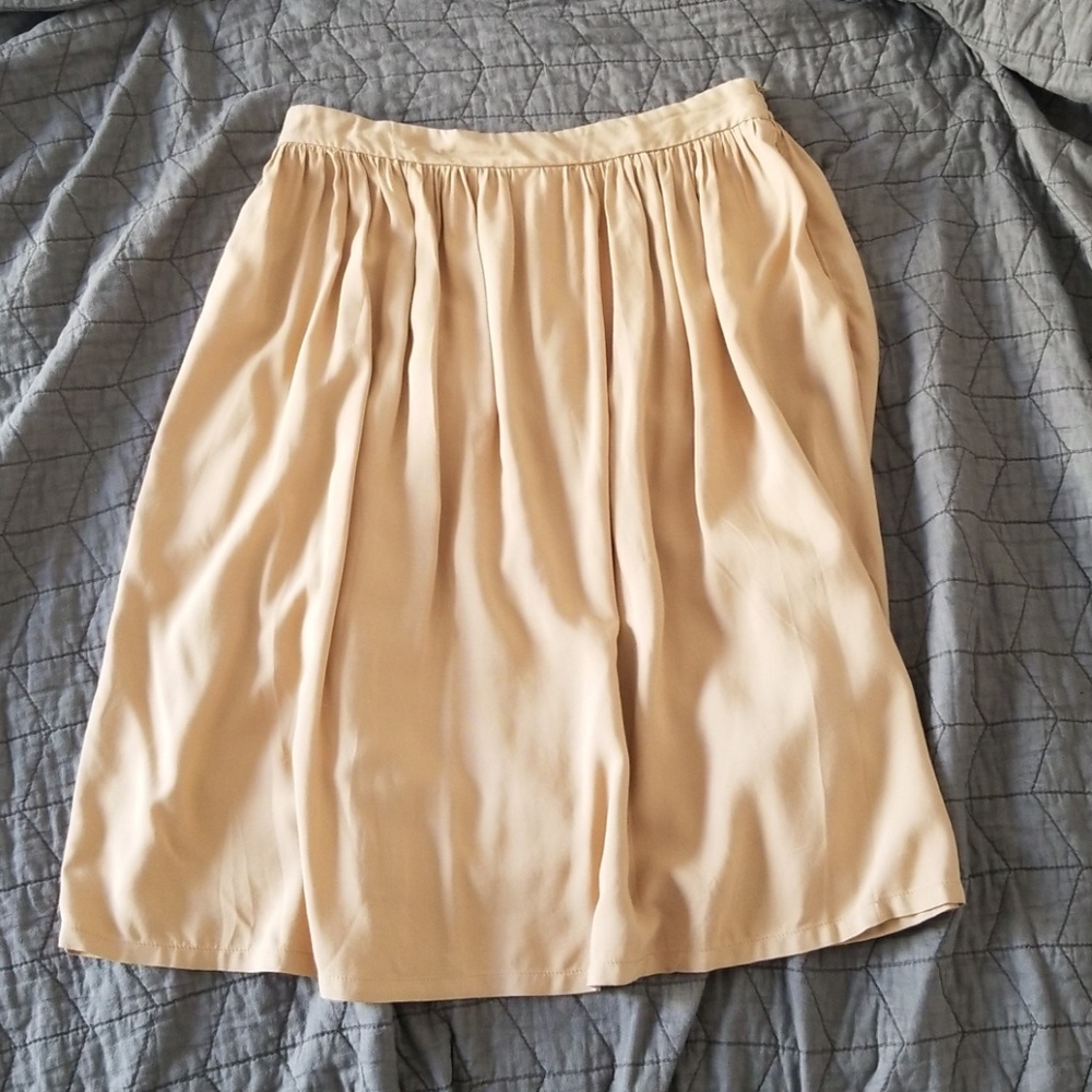 EUC Lightweight Midi Skirt